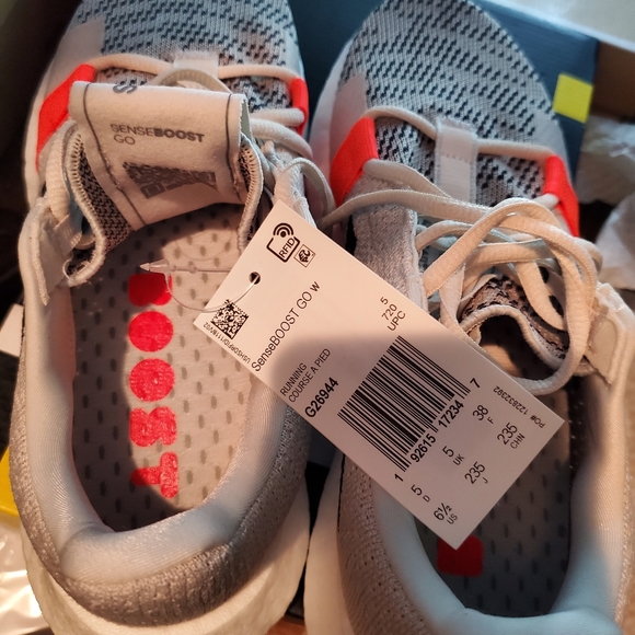 Adidas Senseboost - Picture 5 of 5